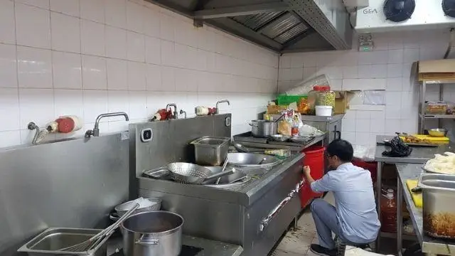Nhận Sửa Chữa Bếp Từ Công Nghiệp Tại Hà Nội Uy Tín 24h