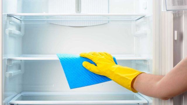 Tủ Lạnh Bị Đóng Tuyết: Nguyên Nhân & Cách Sửa Chữa